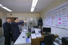 從“三證合一”到“五證合一”，總理力推商事制度改革升級(jí)